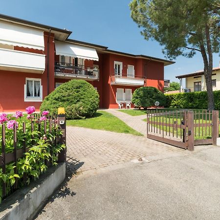 Belle Maison - Du Lac Apartments Сирмионе Екстериор снимка