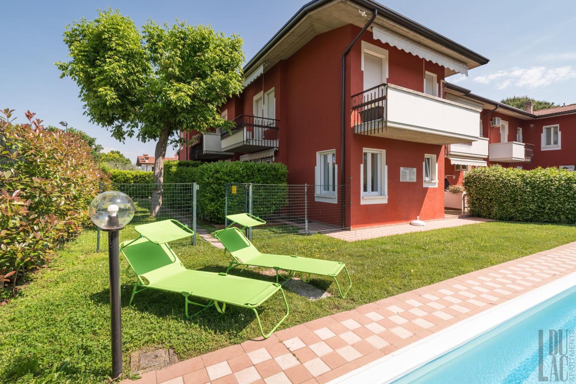 Belle Maison - Du Lac Apartments Сирмионе Екстериор снимка